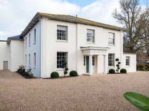 9 Bedroom Elegant Georgian Townhouse in Bridport, Dorset, England